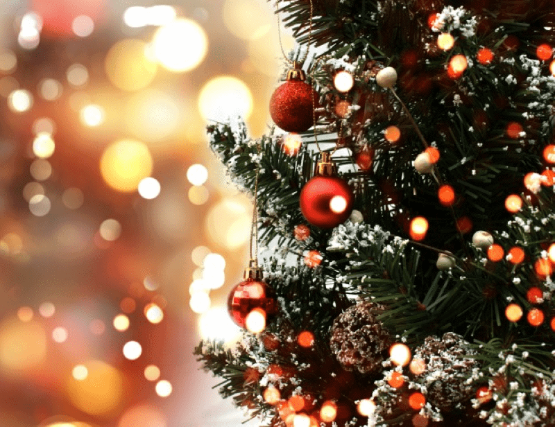 Prelit Christmas Trees: The Color Black, Yes or No?